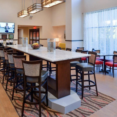 Hampton Inn & Suites California University-Pittsburgh thumbnail 25