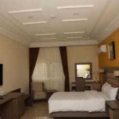 Consort Luxury Suites photo 2