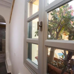 Old Town House thumbnail 7