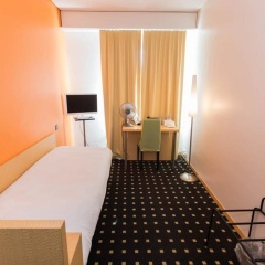 Becozy Self Check-in Pop-up Hotel Basel - Bild 6