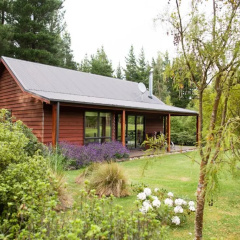 Woodbank Park Cottages thumbnail 5