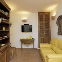 The Amazing Little Suite in Trastevere thumbnail 4