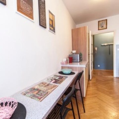 Modern Central Apartment Dlouhá - Bild 13
