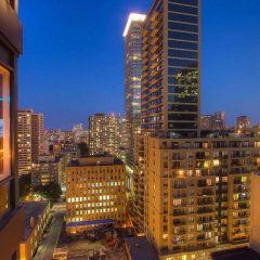 Sky Suites Yorkville thumbnail 10