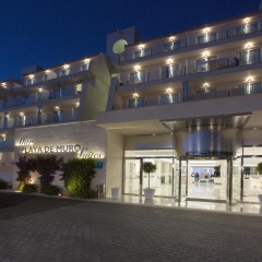 Mar Hotels Playa de Muro Suites - Bild 1