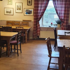 The Red Lion Hotel thumbnail 14