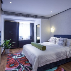 Serene Cicada Hotel thumbnail 4
