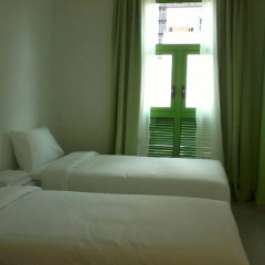 YY48 Hotel thumbnail 6