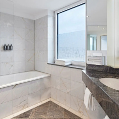 Lindner Hotel Dusseldorf Airport, part of JdV by Hyatt - Bild 8
