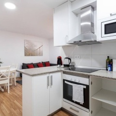 Design 2 Bedroom Flat Next to Pubilla Cases Metro - Bild 12