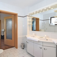 Spacious Apartment with Sauna and Jacuzzi in Harz - Bild 6