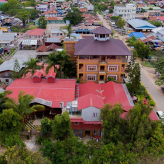 Teak Wood Hotel thumbnail 25
