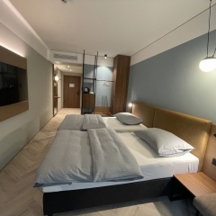 Stadthotel Neumarkt Mitte - Bild 4