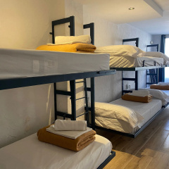 Y Hostel - Albergue Juvenil - Bild 3