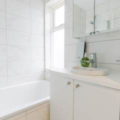 Baldur Apartments in Reykjavik, Iceland from 371$, photos, reviews - zenhotels.com bathroom