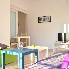 Adorable flat next to Marina Alimou - Bild 1
