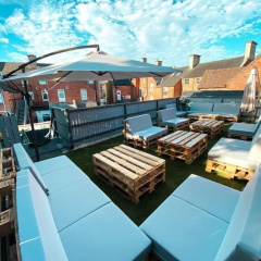 The Red lion thumbnail 19