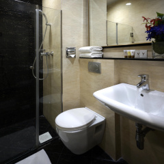 V Hotel Lavender - Bild 10