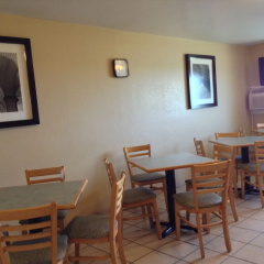 Western Inn & Suites thumbnail 15