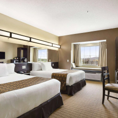 Microtel Inn & Suites by Wyndham Cambridge thumbnail 2