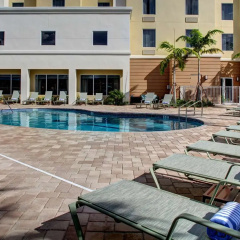 Hampton Inn & Suites Coconut Creek thumbnail 11