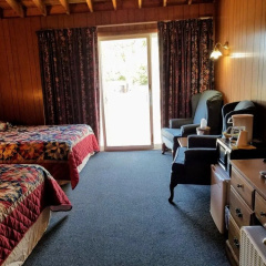 Smuggler's Cove Inn thumbnail 7