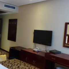 Wutaishan Golden Hills Hotel thumbnail 2