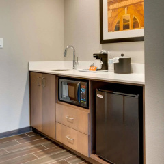 Hampton Inn & Suites Knoxville Papermill Drive thumbnail 11
