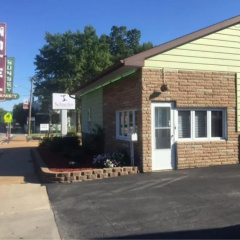 Sunset Motel thumbnail 9