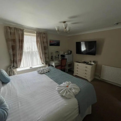 Southbourne Villa thumbnail 2