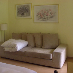 Yve Guesthouse thumbnail 9