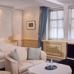 Romantik-Hotel und Restaurant Goldener Karpfen - Bild 2