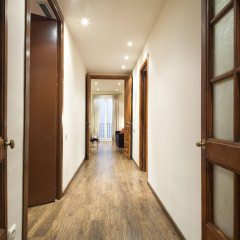 Aspasios Urquinaona Apartments thumbnail 12