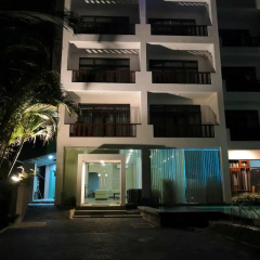 Randiya Sea View Hotel