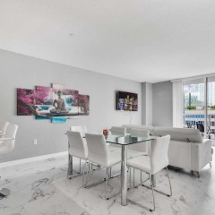 The Club at Brickell Bay Luxury Suites - Bild 30