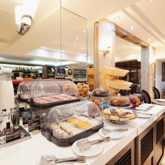 Best Western Plus Embassy Hotel - Bild 12