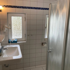 Ferienwohnung 4 Rosenbogen - Familienwohnung mit Wintergarten und Terrasse - Bild 7