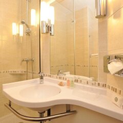 Best Western Crequi Lyon Part Dieu in Lyon, France from 180$, photos, reviews - zenhotels.com bathroom