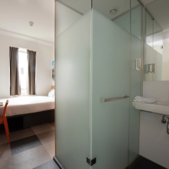 easyHotel Amsterdam Arena Boulevard - Bild 8