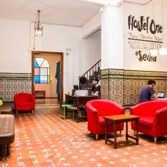 Onefam Catedral Hostel Sevilla - Bild 14