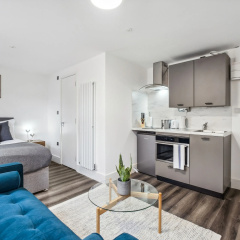 STH Sutherland Avenue Apartment thumbnail 5