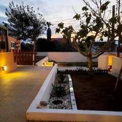Sunset House thumbnail 14