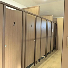 Lakes Edge Holiday Park thumbnail 9