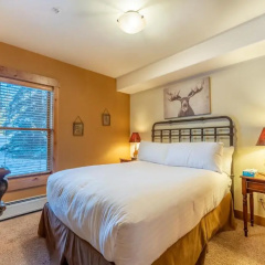 Tenderfoot Lodge by Summit County Mountain Retreats thumbnail 5