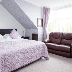 26 The Crescent - Guest House thumbnail 4