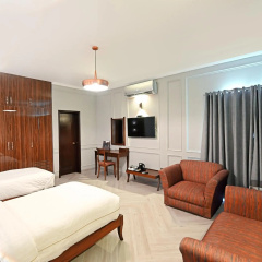 The Residency Hotel thumbnail 37