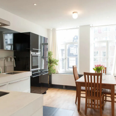 Dutch Rembrandt Apartments thumbnail 11