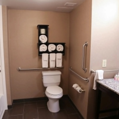 Hampton Inn Lewiston-Auburn thumbnail 10