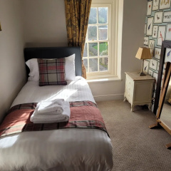 The Red Lion thumbnail 6