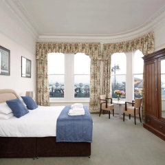 Royal Esplanade Hotel thumbnail 3